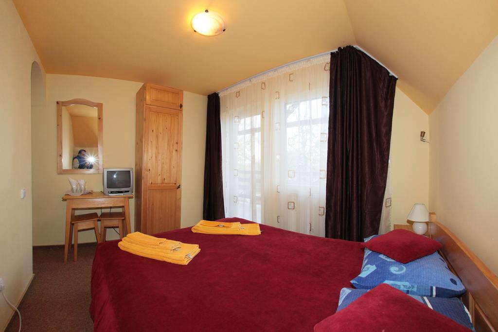 Hotel Pensiunea Nadine Agapia Zimmer foto